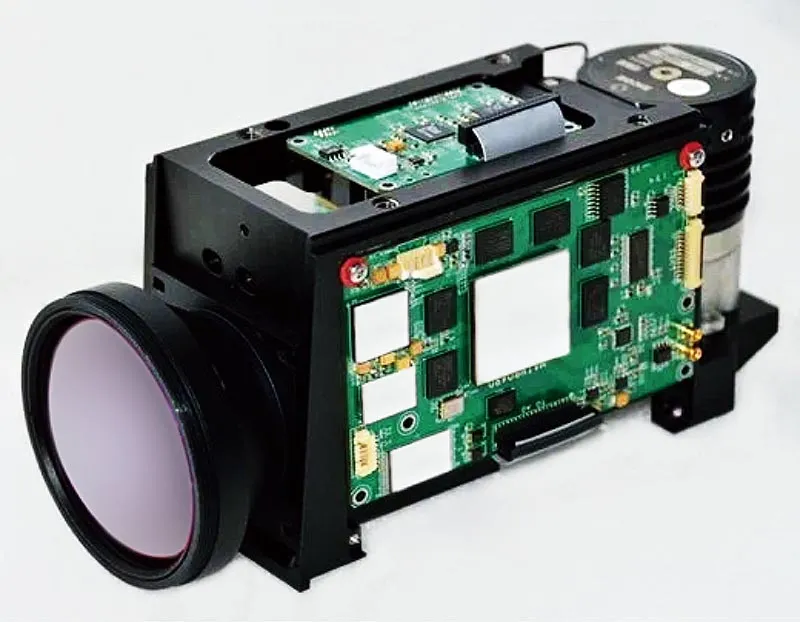 silicone free thermal pad for optical lens